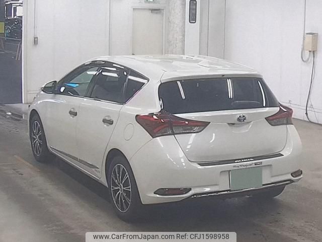 toyota auris 2017 CFJ1598958 image 2