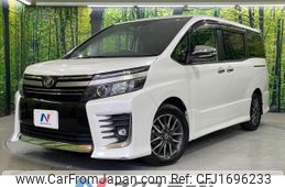 toyota voxy 2017 CFJ1696233
