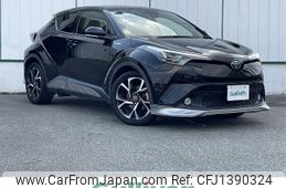 toyota c-hr 2017 CFJ1390324