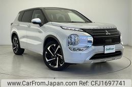 mitsubishi outlander-phev 2023 CFJ1697741
