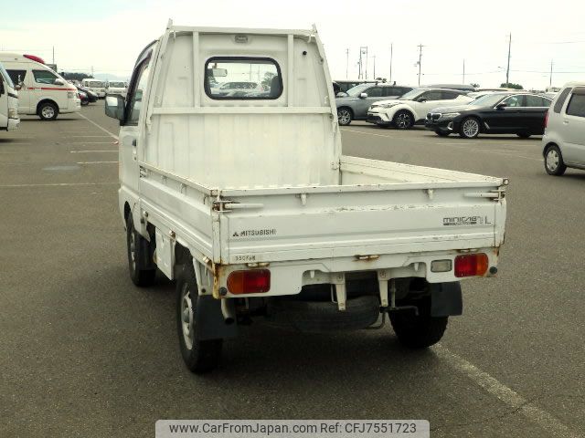 mitsubishi-minicab-truck-1995-1300-car_b0152b24-8376-453f-a27b-9bb3dc1f44a3