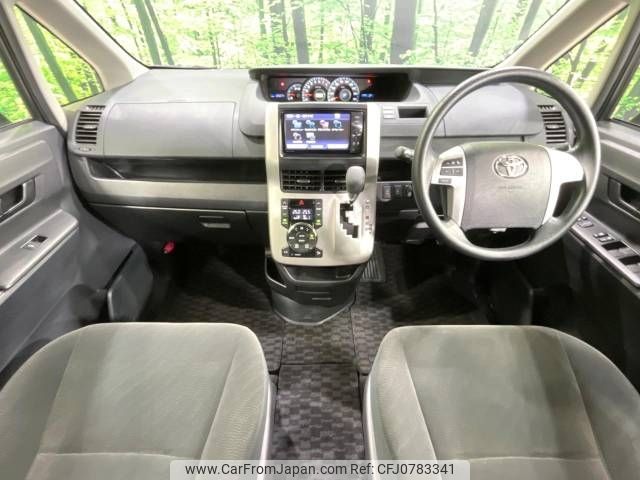 toyota voxy 2012 -TOYOTA--Voxy DBA-ZRR70G--ZRR70-0487417---TOYOTA--Voxy DBA-ZRR70G--ZRR70-0487417- image 2