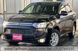 mitsubishi outlander-phev 2013 -MITSUBISHI 【名変中 】--Outlander PHEV GG2W--0004767---MITSUBISHI 【名変中 】--Outlander PHEV GG2W--0004767-