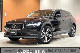 volvo v60 2024 CFJ1841086