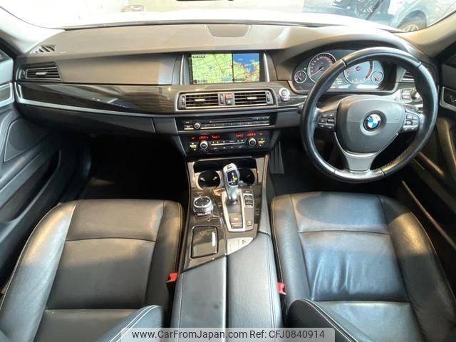 bmw 5-series 2014 quick_quick_XG20_WBA5A32040D197066 image 2