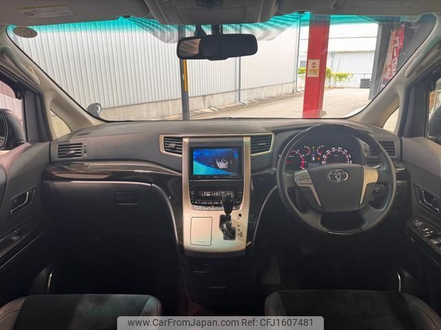 toyota vellfire 2013 CFJ1607481 image 2