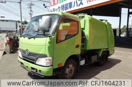 hino dutro 2014 CFJ1604231