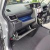 toyota tank 2019 CARSENSOR_JP_AU6410348999 image 28