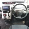 toyota noah 2013 ENHANCEAUTO_1_ea301820 image 19