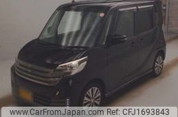 nissan dayz-roox 2014 CFJ1693843