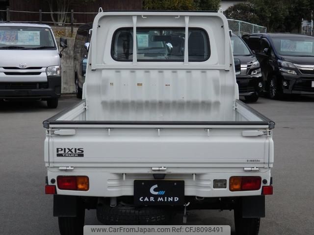toyota pixis-truck 2014 GOO_JP_700072025530221211001 image 2