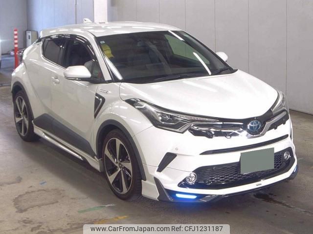 toyota c-hr 2017 quick_quick_DAA-ZYX10_ZYX10-2089519 image 1