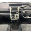 toyota voxy 2010 CFJ1572717 image 2