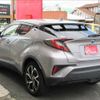 toyota c-hr 2017 GOO_JP_988024070500201170002 image 37