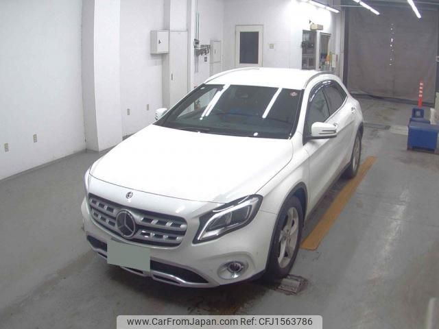 mercedes-benz gla-class 2018 CFJ1563786 image 1