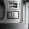 isuzu wizard 2000 504769-219146 image 17