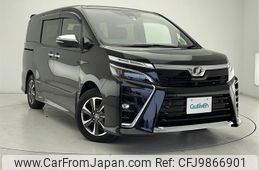 toyota voxy 2019 -TOYOTA--Voxy DBA-ZRR80W--ZRR80-0560025---TOYOTA--Voxy DBA-ZRR80W--ZRR80-0560025-