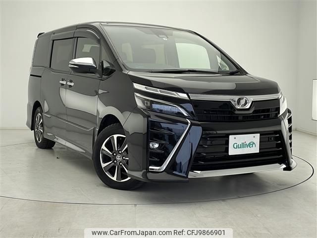 toyota voxy 2019 -TOYOTA--Voxy DBA-ZRR80W--ZRR80-0560025---TOYOTA--Voxy DBA-ZRR80W--ZRR80-0560025- image 1