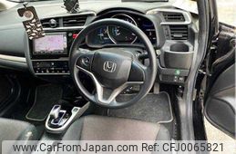 honda fit-hybrid 2015 504928-922849