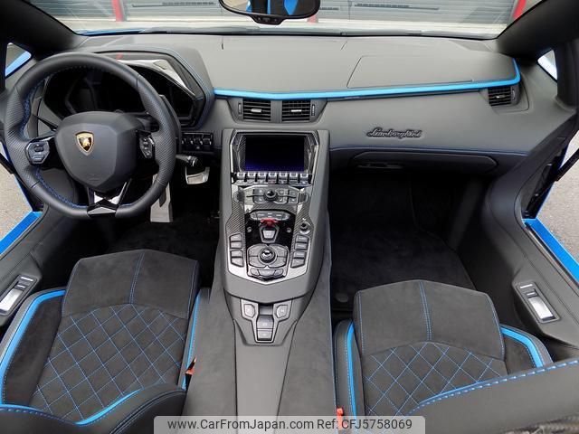 lamborghini aventador 2018 quick_quick_47L539_ZHWEV4ZD1JLA07294 image 2