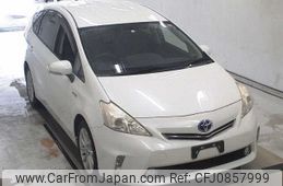 toyota prius-α 2012 CFJ0857999