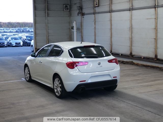 alfa-romeo giulietta 2011 -ALFA ROMEO--Alfa Romeo Giulietta 94014-ZAR94000007121702---ALFA ROMEO--Alfa Romeo Giulietta 94014-ZAR94000007121702- image 2