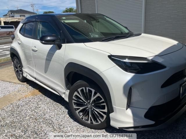 toyota yaris-cross 2021 CFJ1647644 image 2