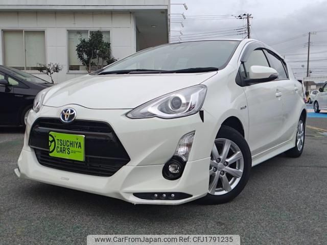 toyota aqua 2017 CFJ1791235 image 1