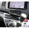 toyota isis 2012 quick_quick_ZGM15W_ZGM15-0010343 image 13