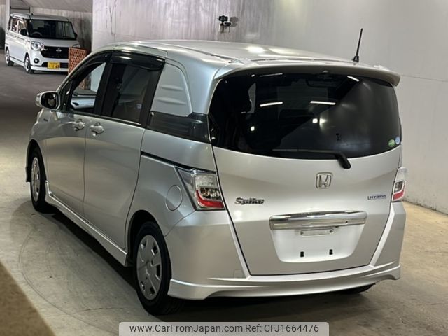 honda freed-spike 2014 CFJ1664476 image 2