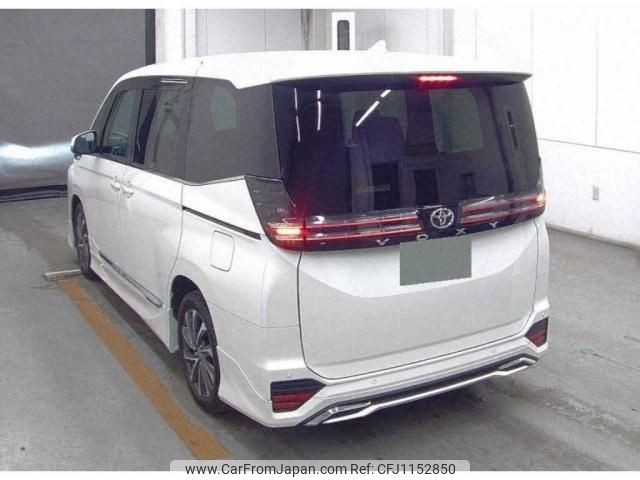 toyota voxy 2023 quick_quick_6BA-MZRA90W_0078993 image 2