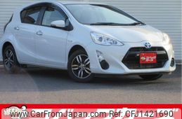 toyota aqua 2016 CFJ1421690