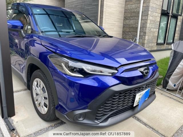 toyota corolla-cross 2022 CFJ1857889 image 1