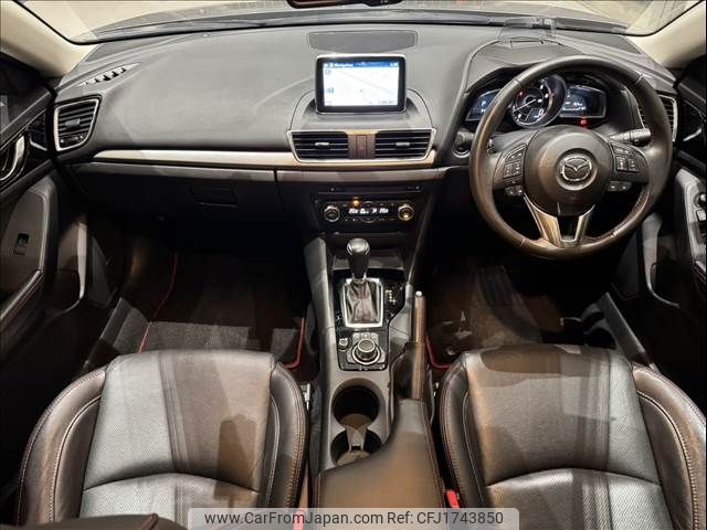 mazda axela 2016 CFJ1743850 image 2