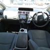toyota prius-α 2013 CFJ1663531 image 2