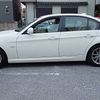 bmw 3-series 2010 8 image 4