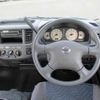 nissan caravan-coach 2005 TE5609 image 10