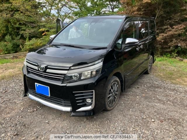 toyota voxy 2016 CFJ1839461 image 1