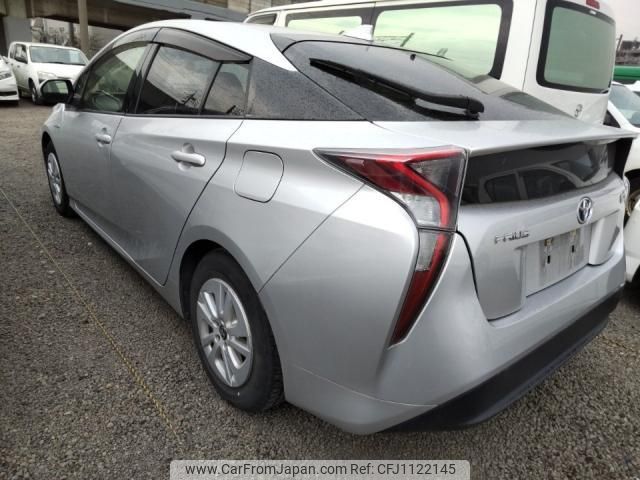 toyota prius 2016 quick_quick_DAA-ZVW50_ZVW50-8013340 image 2