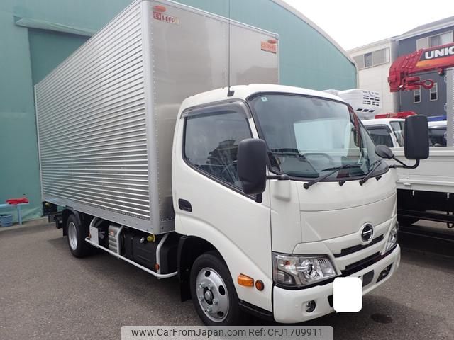 hino dutro 2025 CFJ1709911 image 1