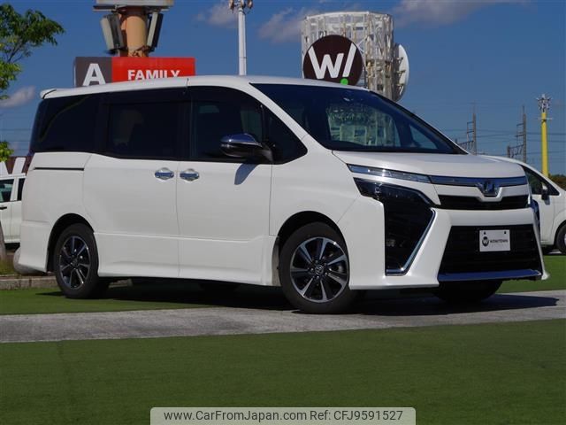 toyota voxy 2019 -TOYOTA--Voxy DBA-ZRR80W--ZRR80-0515553---TOYOTA--Voxy DBA-ZRR80W--ZRR80-0515553- image 1