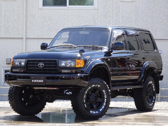 car_b1058692-11b1-4c22-88e8-