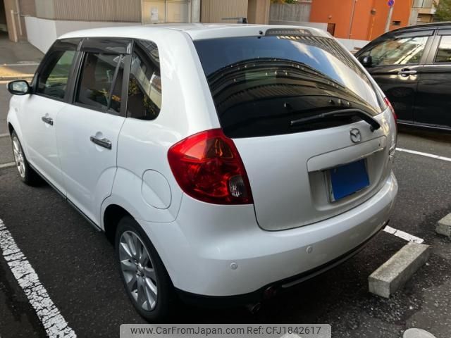 mazda verisa 2011 CFJ1842617 image 2