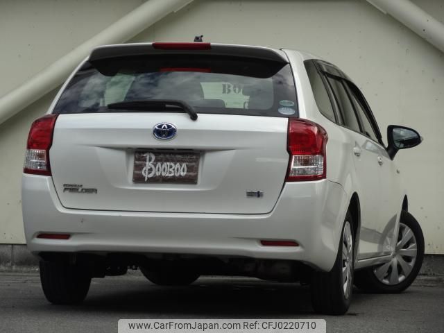 toyota corolla-fielder 2014 quick_quick_DAA-NKE165G_NKE165G image 2