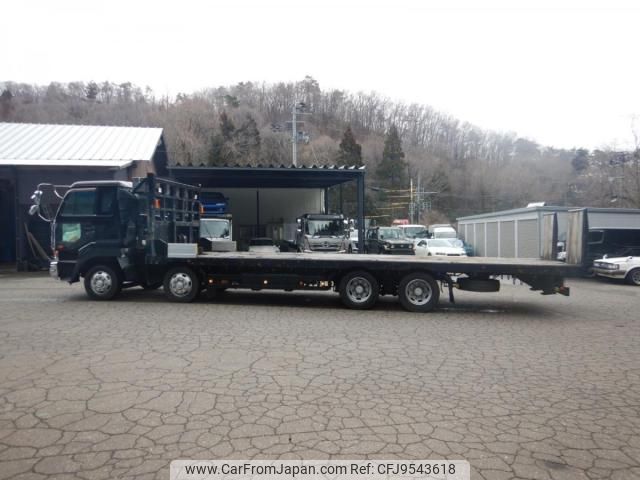 nissan big-thumb 2005 CFJ9543618 image 2
