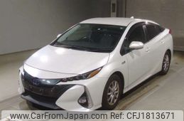 toyota prius-phv 2022 CFJ1813671