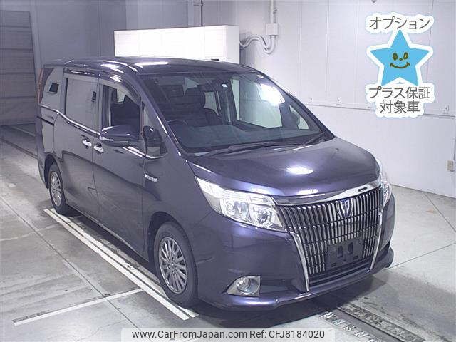 toyota esquire 2014 CFJ8184020 image 1