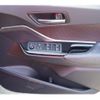 toyota c-hr 2017 quick_quick_DAA-ZYX10_ZYX10-2005387 image 13
