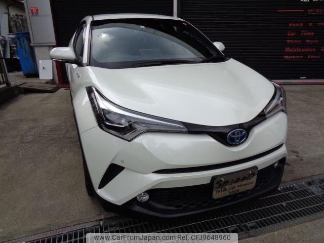 toyota c-hr 2017 -TOYOTA--C-HR DAA-ZYX10--ZYX10-2063434---TOYOTA--C-HR DAA-ZYX10--ZYX10-2063434- image 1