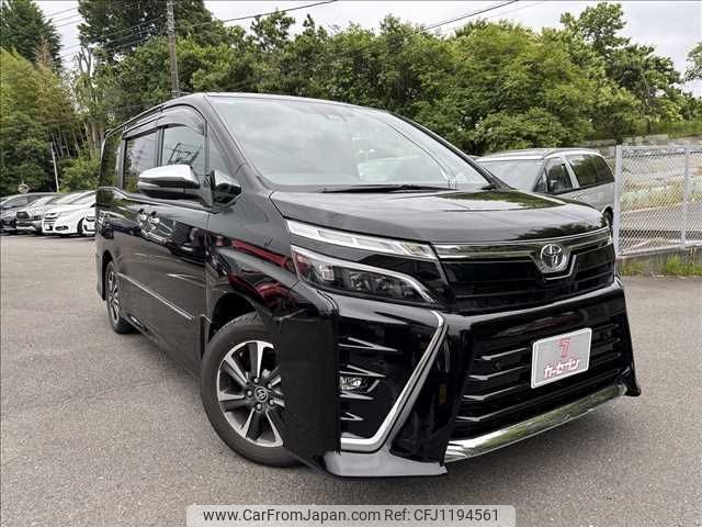 toyota voxy 2020 -TOYOTA--Voxy 3BA-ZRR80W--ZRR80-0660081---TOYOTA--Voxy 3BA-ZRR80W--ZRR80-0660081- image 1